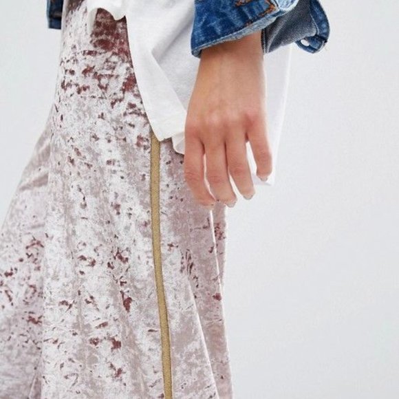 Pull & Bear Velvet Pants - Picture 2 of 3